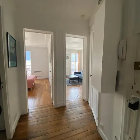 Appartement Tour Eiffel Volontaire